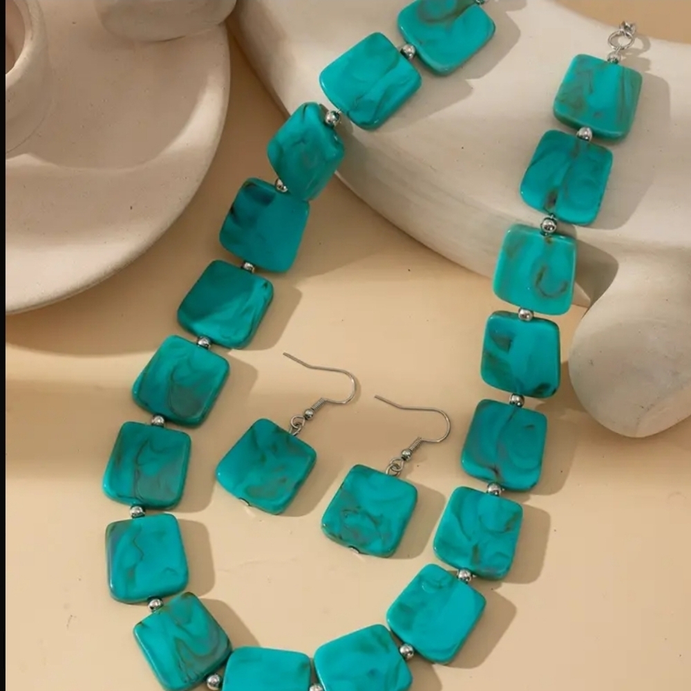 Boho Turquoise Necklace Set - Picture 2 of 4